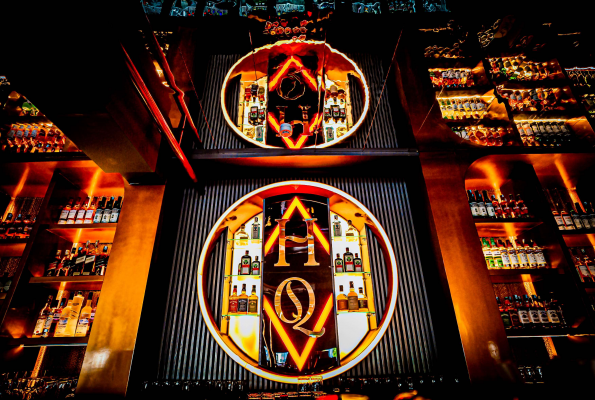 Harlequin Lounge And Bar