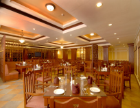 Chanakya Bnr Hotel