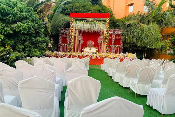 Lawn at Nandan Palace