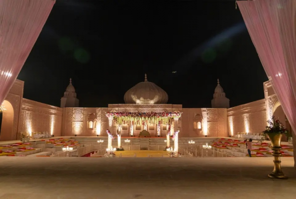 Rajwada Style Mandap at The Amaltaas Fort