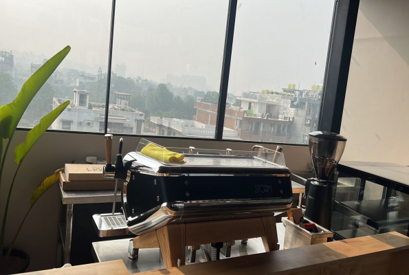 Cafe By Dev Managed By Dev Royale Hotel