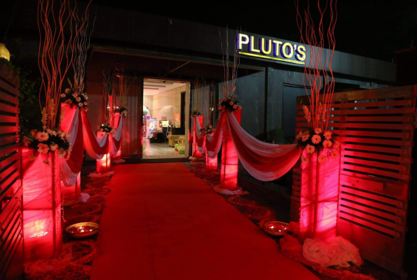 Party Lawn at Hotel Plutos