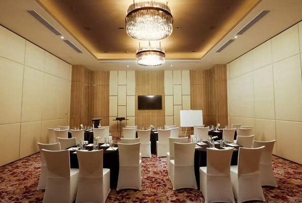 Board Room at Holiday Inn Gurugram Sector 90