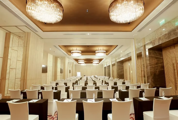 Banquet Hall at Holiday Inn Gurugram Sector 90