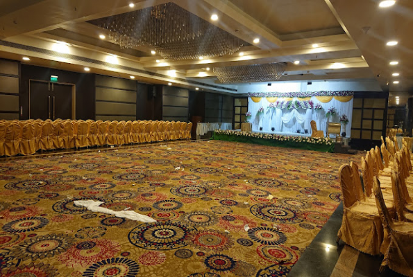 Grand Ball Room at Fortune Murali Park