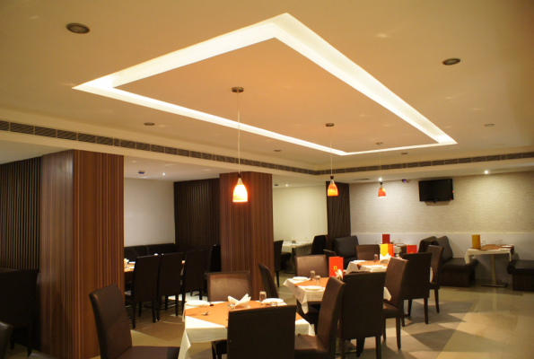 Lahsun Restaurant at Hotel Midcity