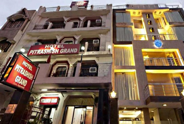 Hotel Pitrashish Grand