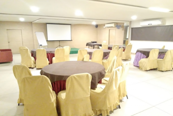 Boardroom at New Continental Park Hotel