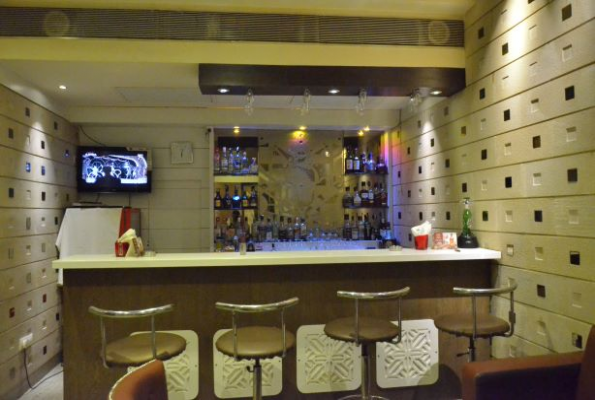 Bar Madira at Hotel Landmark