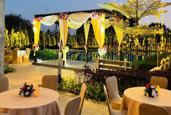 Club Riviera