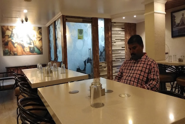 Truptee Veg Restaurant 4