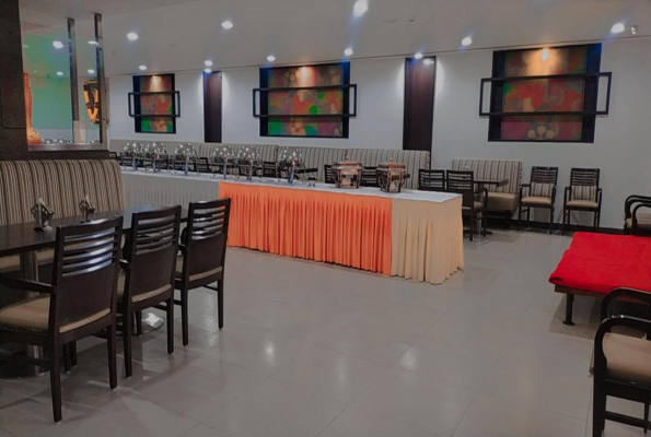Arnav Small Hall at Shanbhag Hotel