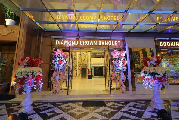 Diamond Crown Banquets Karkardooma