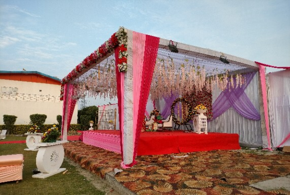 Advick Boutique Farm