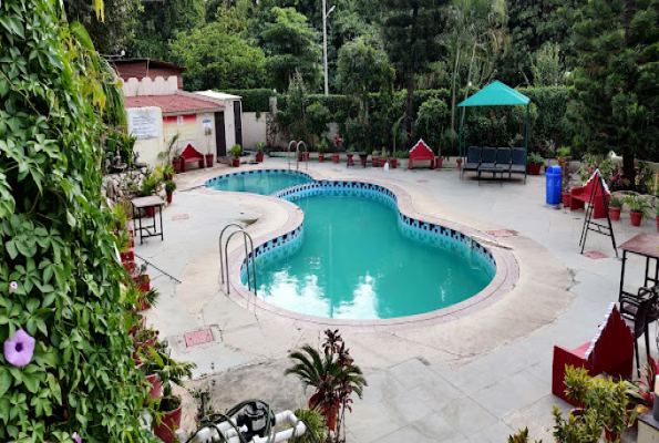 Hotel Savera Palace