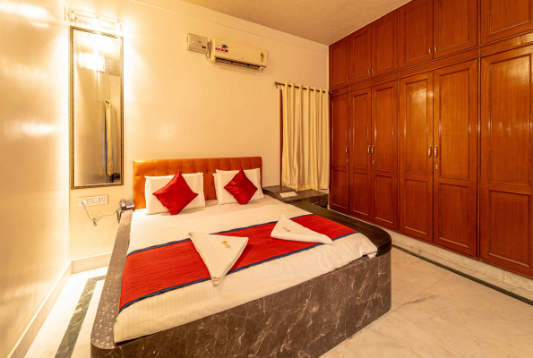 Seasons Suites Hbr