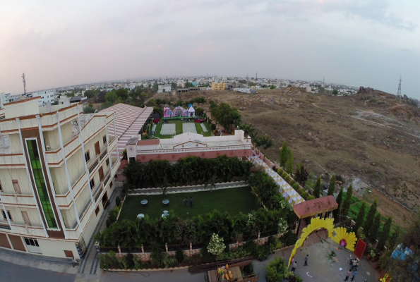 Lawn at Peddabavi Malla Reddy Gardens