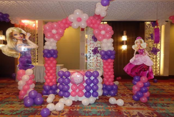 Mahagun Sarovar Portico Hotel