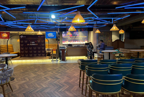 Cava Lounge