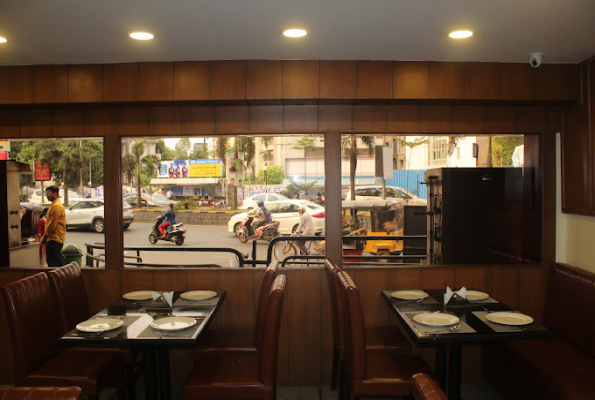 Cafe 555 Aqeeq Restaurant