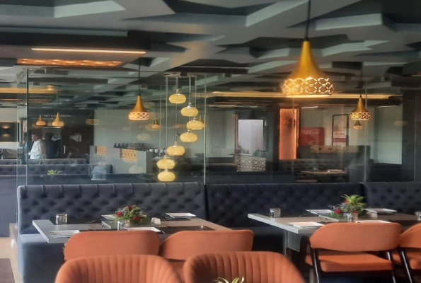 Saffron Restaurant 4