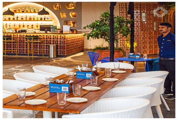 Chaurahe Ke Paar Cafe & Lounge