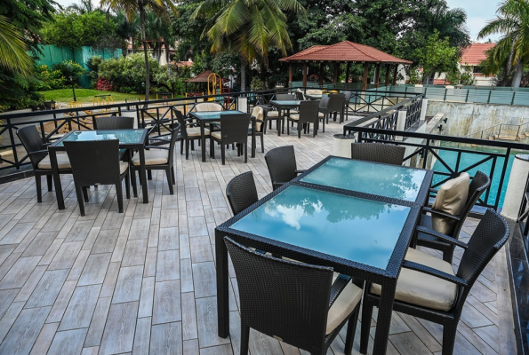 Poolside at Palm Meadows Resort