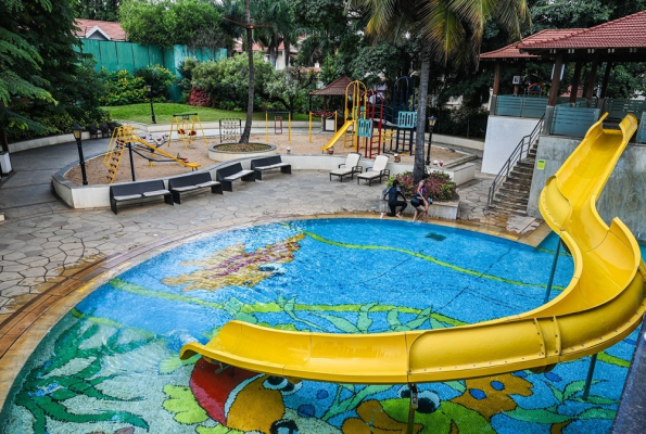 Poolside at Palm Meadows Resort