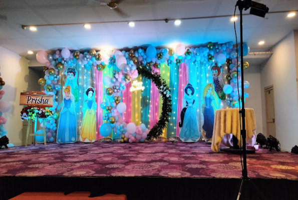 Happy Moments Banquet