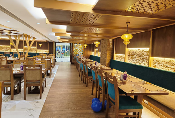 Restaurant at Layalee Grande Hotel Chennai