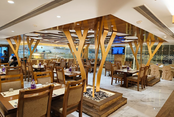 Restaurant at Layalee Grande Hotel Chennai