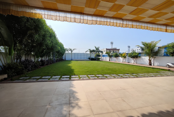 Shivai Lawns