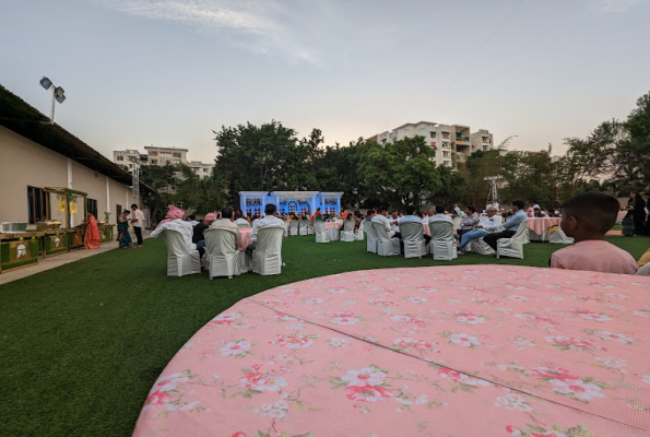 Lawn at Navale Lawns