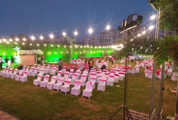 Shivratna Lawns