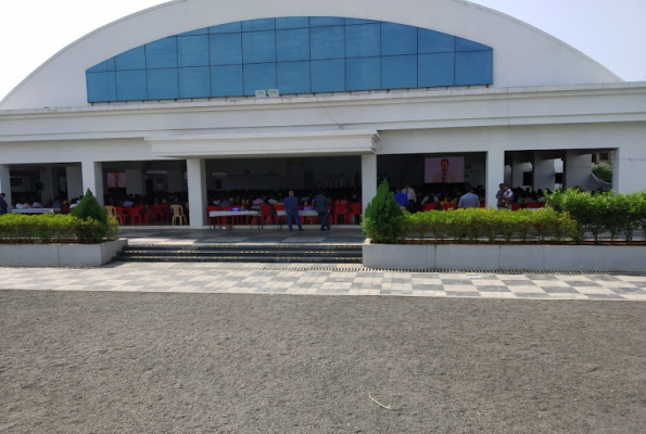 Mauli Lawns