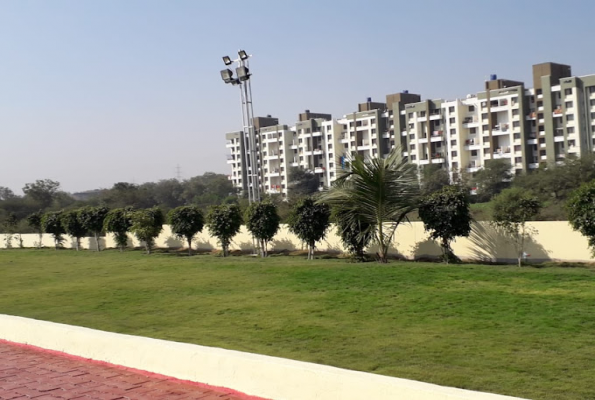 Lawn at Muktai Lawn