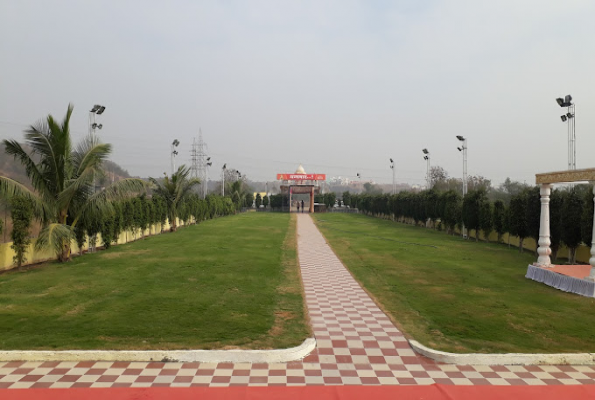 Lawn at Muktai Lawn