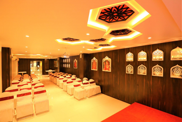 Restaurant at Shahi Bhoj Thali Restaurant