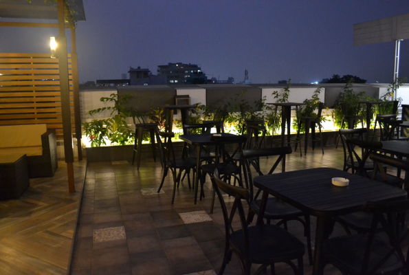 SP Sky Lounge at Southern Plaza Hotel