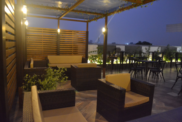 SP Sky Lounge at Southern Plaza Hotel