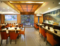 Oceania Multi Cuisine Restaurant & Bar of Southern Plaza Hotel