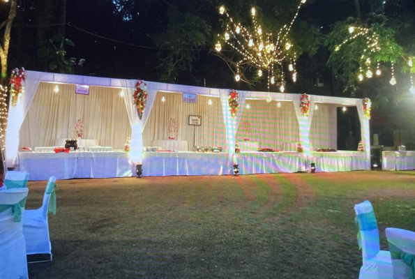 Lawn at Lal Qila Banquets And Hotel