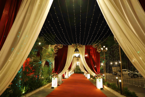 Sri Mahal Banquet And Resort
