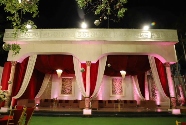 Sri Mahal Banquet And Resort