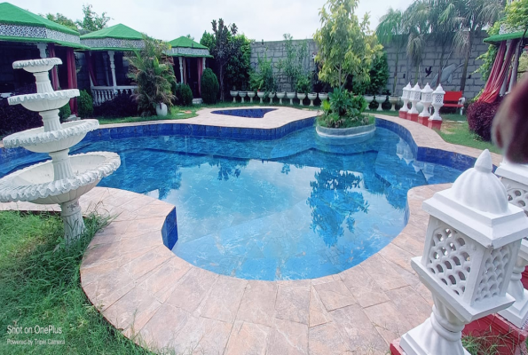 Pool Area at Sparrow Farm & Resort