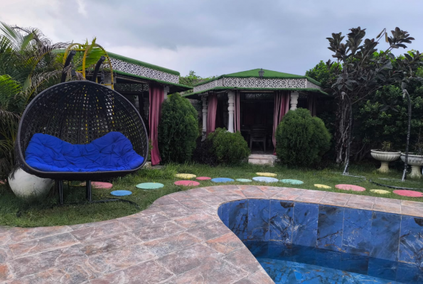 Gazebo Hut at Sparrow Farm & Resort