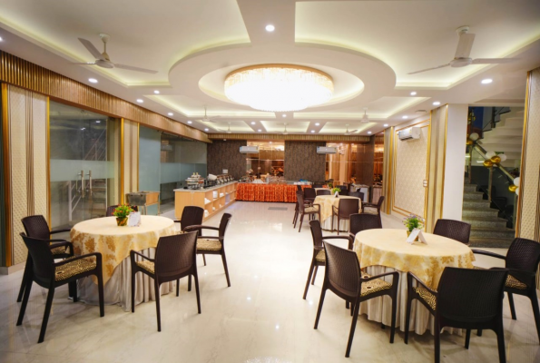 Banquet Hall at Haris Court Hotel And Banquet