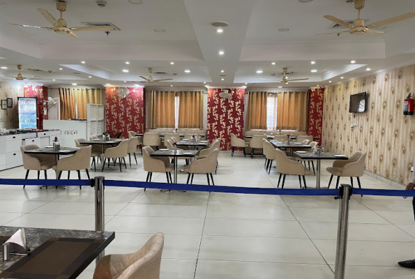 Restaurant at Seth Murlidhar Mansinghka Seva Sadan Vrindavan