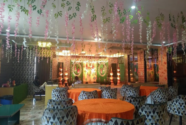 Restaurant at Hotel Tulsi Garden