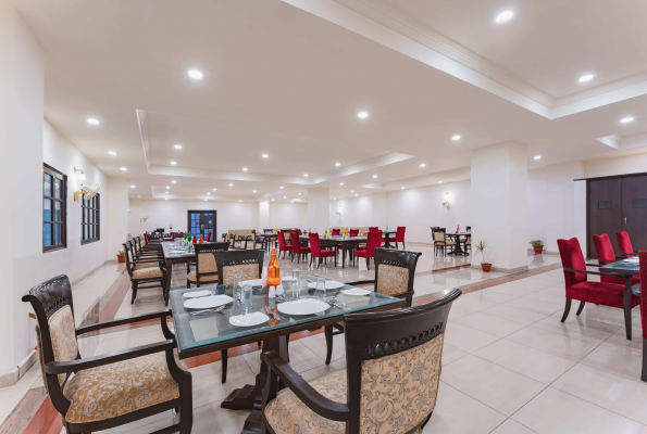 Manorath Restaurant at Shri Vallabh Vilas Lords Plaza